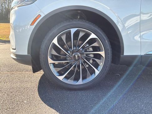 New 2026 Lincoln Aviator Reserve image 23