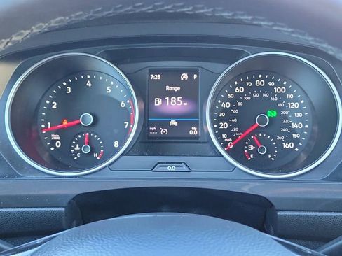 Used 2020 Volkswagen Tiguan SEL image 25