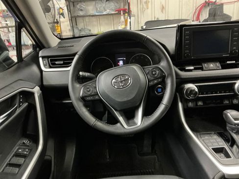 Certified 2022 Toyota RAV4 XLE Premium image 13