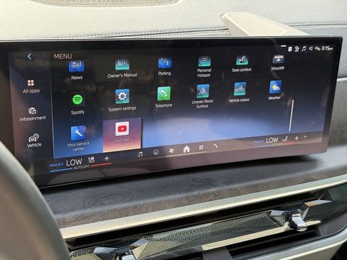 Used 2025 BMW X5 sDrive40i w/ M Sport Package image 25