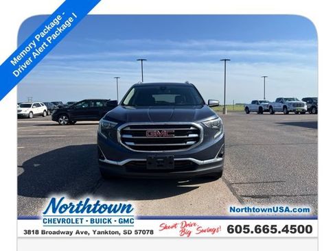 Used 2018 GMC Terrain SLT w/ Preferred Package AWD/4WD image 3