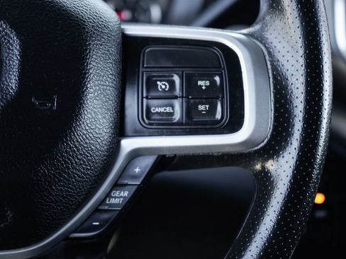 Used 2022 RAM 2500 Big Horn image 23