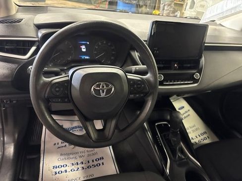 Used 2023 Toyota Corolla LE FWD image 10