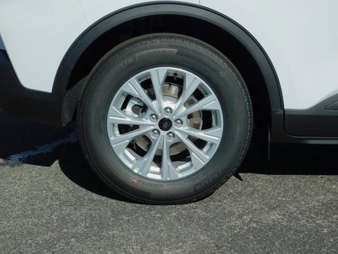 New 2026 Ford Escape Active image 12