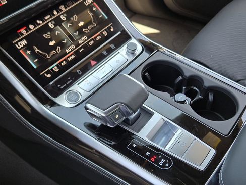 New 2026 Audi Q8 Prestige AWD/4WD image 25