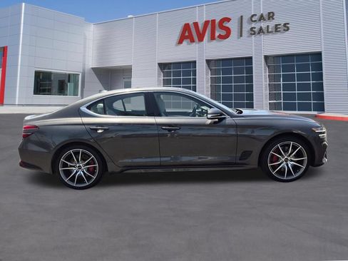 Used 2025 Genesis G70 2.5T RWD image 5