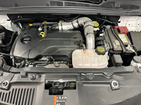 Used 2022 Buick Encore Preferred w/ Safety Package AWD/4WD image 26