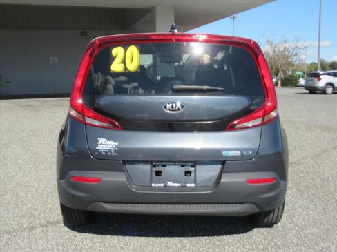 Used 2020 Kia Soul EX image 5