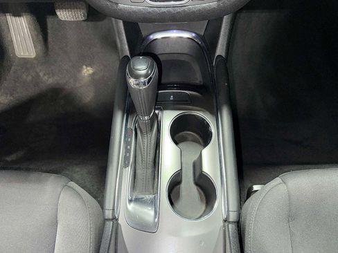 Used 2018 Chevrolet Malibu LT image 30