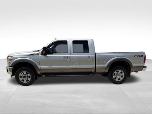 Used 2014 Ford F250 Lariat w/ FX4 Off-Road Package AWD/4WD image 4