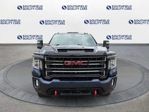 Used 2020 GMC Sierra 2500 AT4 image 9