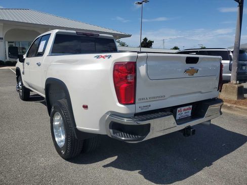 Used 2024 Chevrolet Silverado 3500 LTZ w/ LTZ Texas Edition AWD/4WD image 3