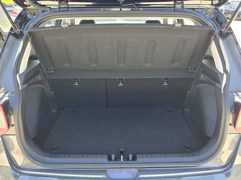 Certified 2025 Hyundai Venue Limited FWD image 13