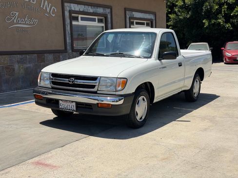 Used 1998 Toyota Tacoma 2WD Regular Cab image 2