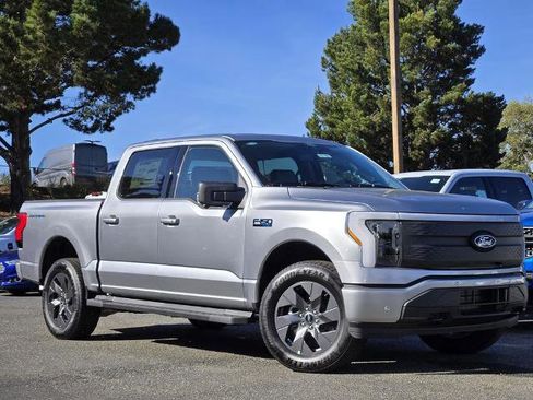New 2025 Ford F150 Lightning Flash AWD/4WD image 1