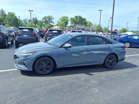 Used 2023 Hyundai Elantra SEL FWD image 23