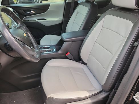 Used 2020 Chevrolet Equinox Premier FWD image 4