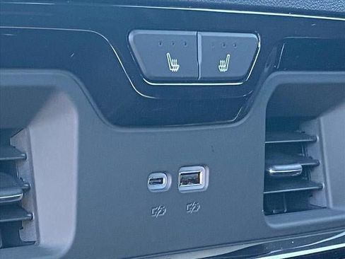 New 2026 GMC Sierra 2500 AT4 w/ AT4 Premium Plus Package image 28