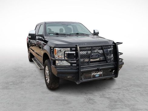 Used 2022 Ford F350 XLT w/ XLT Premium Package AWD/4WD image 2