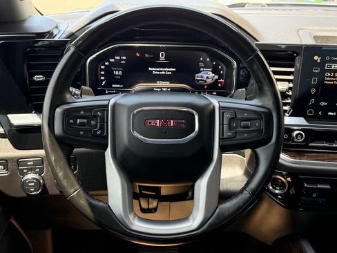 Used 2025 GMC Sierra 1500 Elevation AWD/4WD image 17