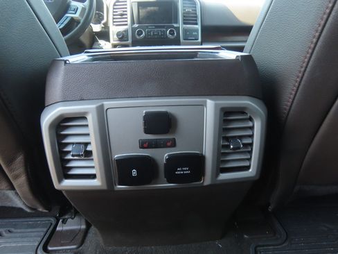 Used 2019 Ford F150 King Ranch w/ Equipment Group 601A Luxury AWD/4WD image 20