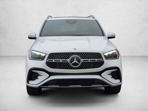 Used 2026 Mercedes-Benz GLE 450 4MATIC image 2