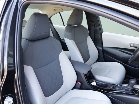 Certified 2022 Toyota Corolla LE FWD image 23