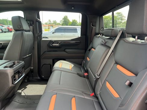 New 2026 GMC Sierra 1500 AT4 w/ AT4 Premium Package AWD/4WD image 11