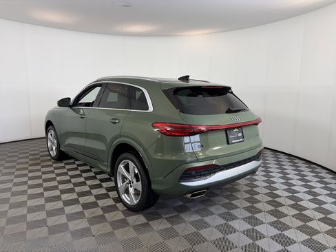 Used 2025 Audi Q5 Premium Plus w/ Premium Plus image 7