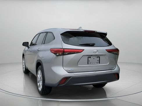 Used 2022 Toyota Highlander Limited image 21
