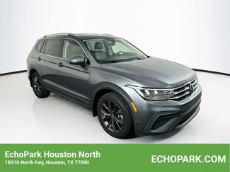 Used 2023 Volkswagen Tiguan SE FWD video 1