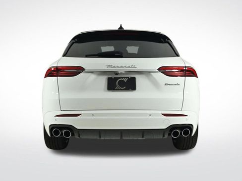 Used 2025 Maserati Grecale GT image 4