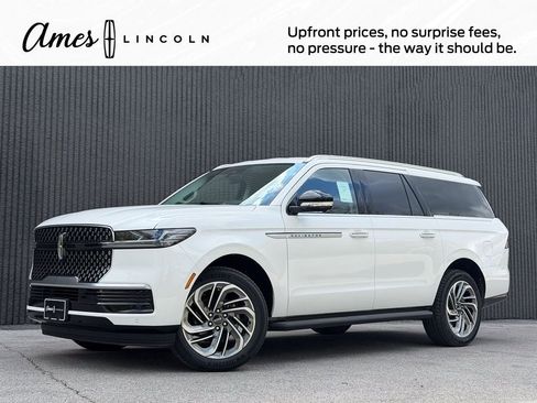 New 2026 Lincoln Navigator L Premier AWD/4WD image 1