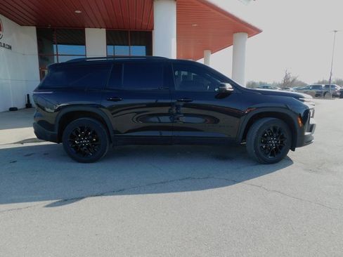 Used 2024 Chevrolet Traverse LT w/ Midnight/Sport Edition image 34