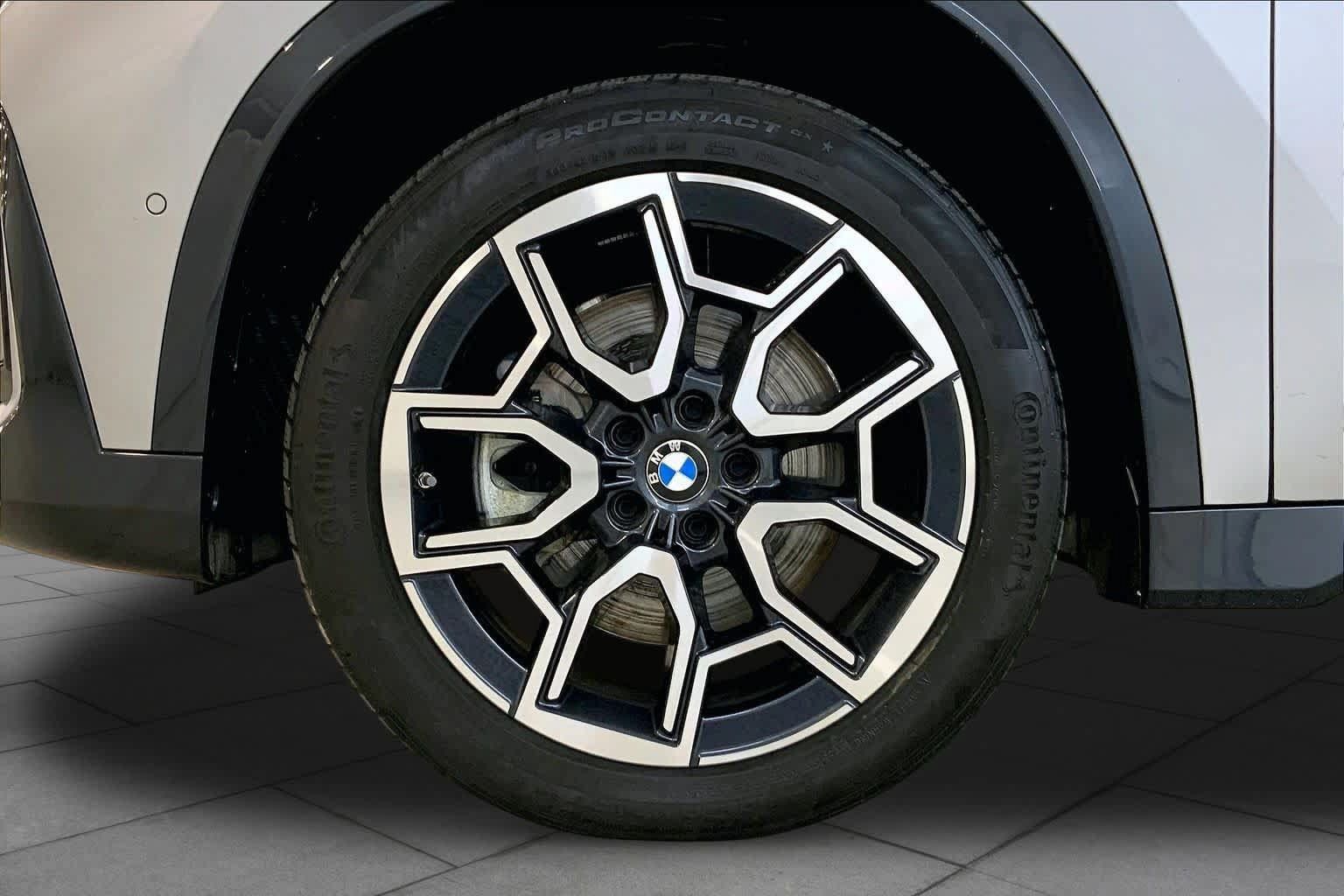 Used 2025 BMW X1 xDrive28i w/ Premium Package AWD/4WD image 10