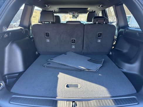 New 2026 Jeep Grand Cherokee Altitude image 4