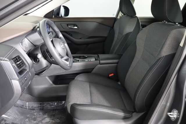 Used 2023 Nissan Rogue SV FWD image 14