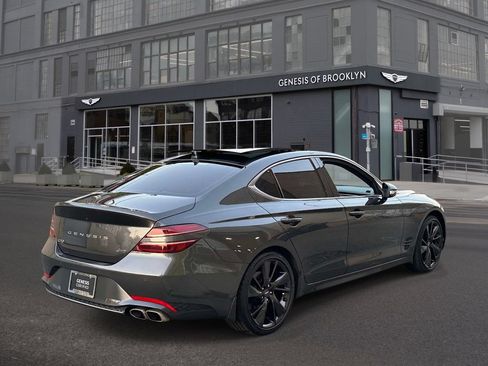 Used 2023 Genesis G70 2.0T w/ Sport Prestige Package AWD/4WD image 5