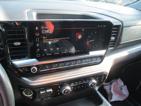 Used 2022 GMC Sierra 1500 SLT w/ SLT Premium Package image 25