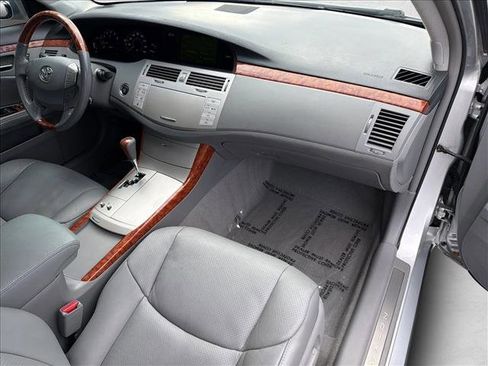 Used 2007 Toyota Avalon Limited image 28
