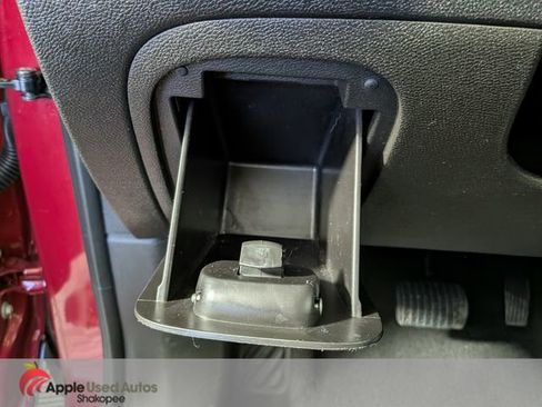 Used 2019 Chevrolet Trax LT w/ LT Convenience Package AWD/4WD image 14