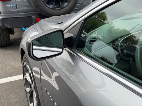 Used 2024 Chevrolet Malibu LT image 10