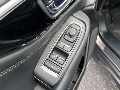 Used 2023 Subaru Outback Limited image 24