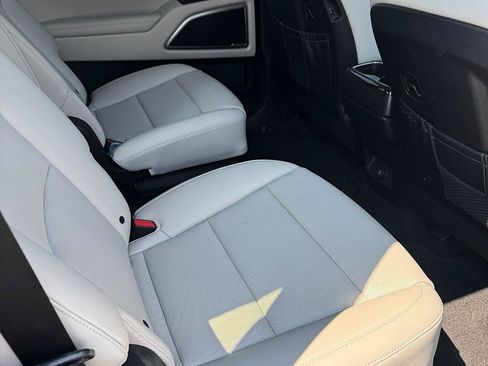 Used 2024 Kia Telluride S w/ S Sunroof Package FWD image 15