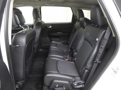 Used 2015 Dodge Journey Crossroad w/ Flexible Seating Group image 27