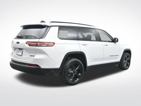 Used 2025 Jeep Grand Cherokee L Limited w/ Luxury Tech Group II image 6