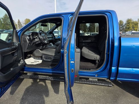 Certified 2022 Ford F150 XLT w/ Equipment Group 302A High image 10