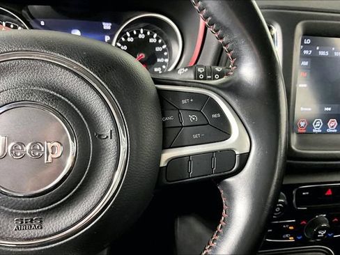 Used 2020 Jeep Compass Trailhawk AWD/4WD image 11