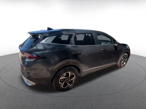 Used 2025 Kia Sportage LX FWD image 15