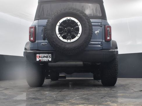 Used 2023 Ford Bronco Badlands w/ Sasquatch Package AWD/4WD image 35
